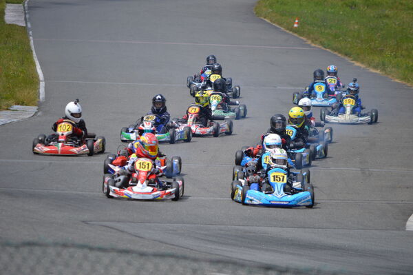 Go kart racing